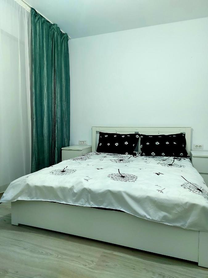 Black&White Suites Craiova Eksteriør bilde