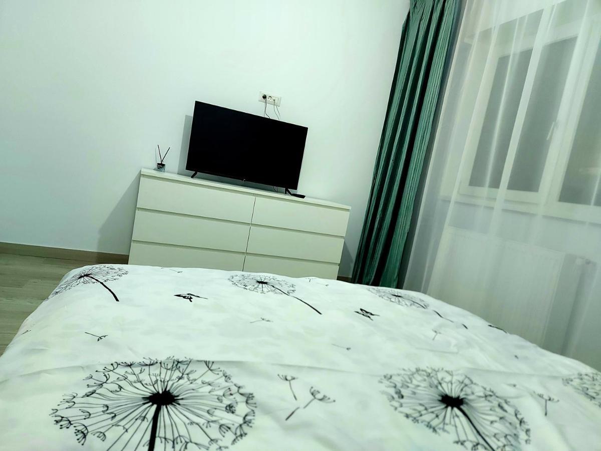 Black&White Suites Craiova Eksteriør bilde